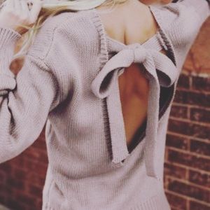 SALE//Solid Backless Tie Sweater